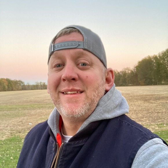 Meet your Posher, Brett - Picture 1 of 1